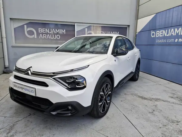 Citroën e-C4 X 2024 - 31000 EUR, 11664 km - AUTO.MOTO.pt - 11664km - foto 4 de 22