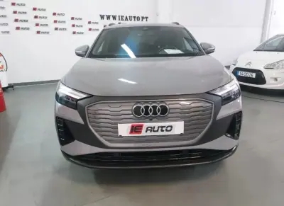 Audi Q4 e-tron 2021 - 27900 EUR, 85105 km - AUTO.MOTO.pt - 85105km - foto 11 de 19