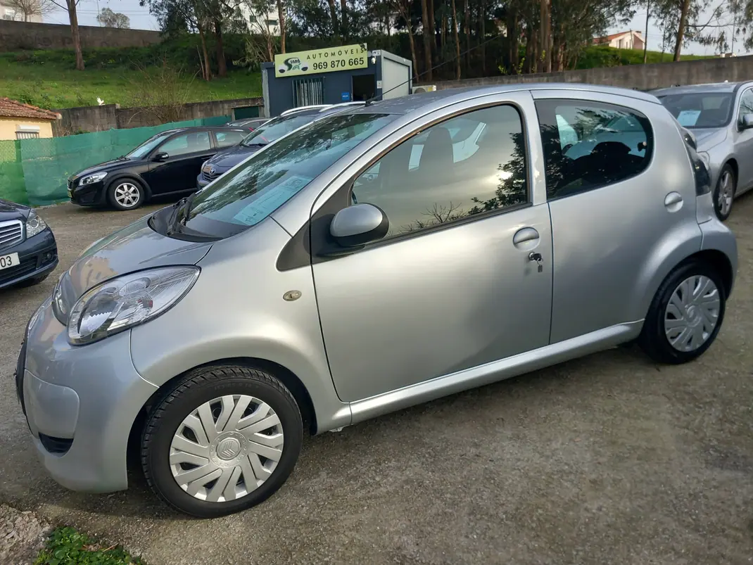 Citroën C1 2011 - 6000 EUR, 94000 km - AUTO.MOTO.pt - 94000km - foto 3 de 7