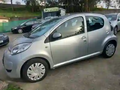 Citroën C1 2011 - 6000 EUR, 94000 km - AUTO.MOTO.pt - 94000km - foto 3 de 7