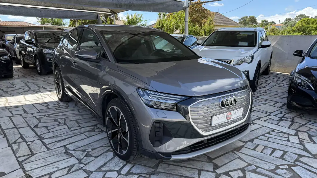 Audi Q4 Sportback e-tron 2023 - 39890 EUR, 75800 km - AUTO.MOTO.pt - 75800km - foto 4 de 31