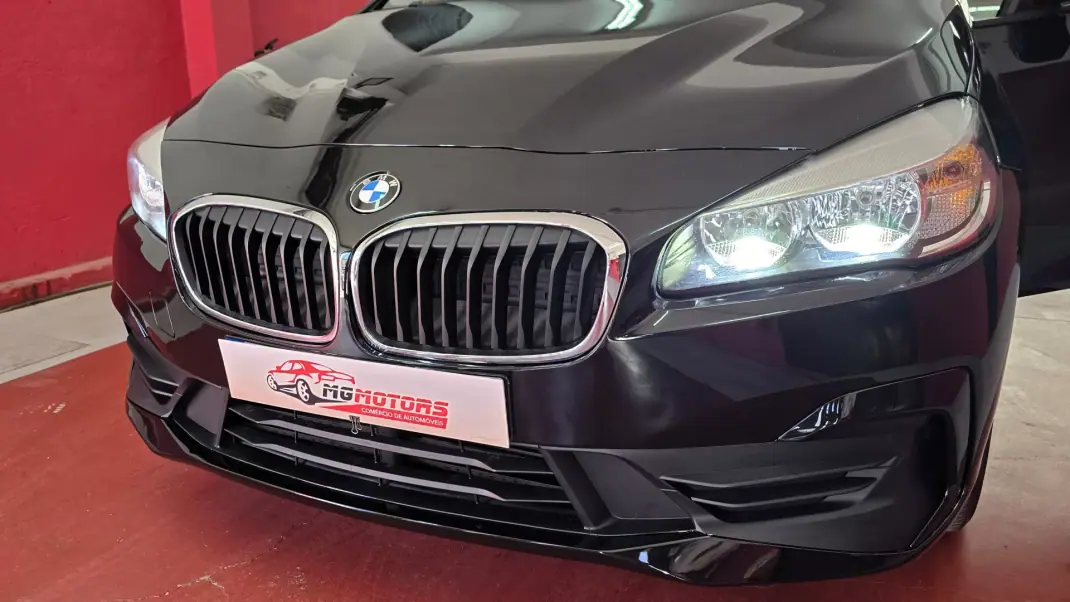 BMW 216 Active Tourer 2018 - 16890 EUR, 83598 km - AUTO.MOTO.pt - 83598km - foto 9 de 44