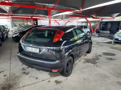 Ford Focus 2002 - 2950 EUR, 222606 km - AUTO.MOTO.pt - 222606km - foto 8 de 10