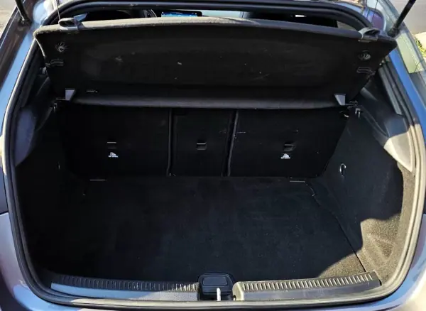 Mercedes-Benz A 180 2020 - 26500 EUR, 80000 km - 80000km - foto 16 de 22