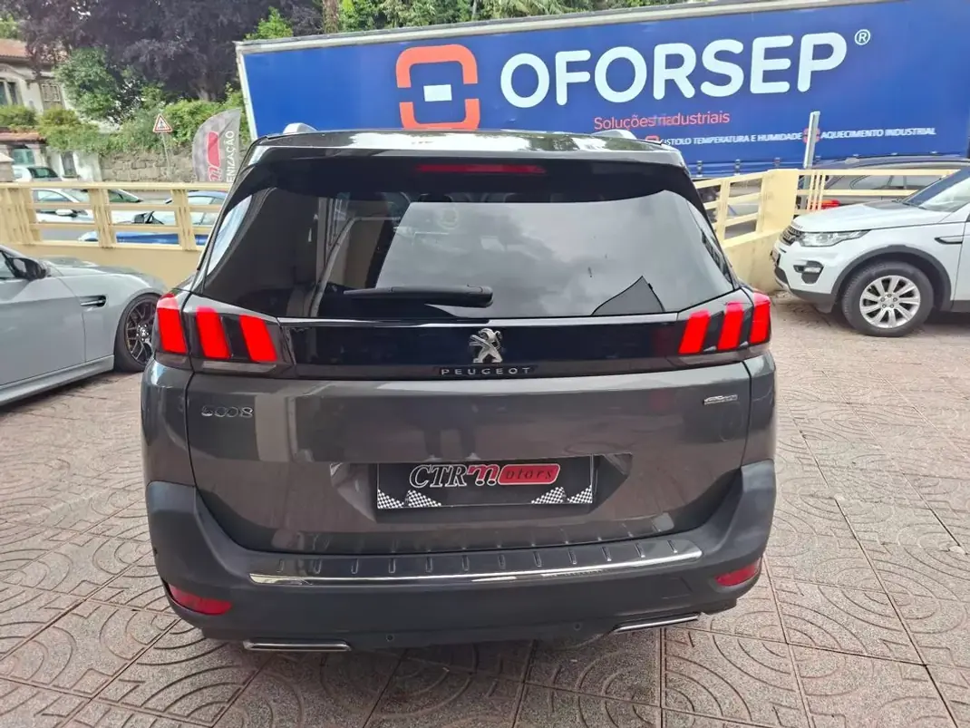 Peugeot 5008 2017 - 16500 EUR, 30000 km - AUTO.MOTO.pt - 30000km - foto 8 de 35