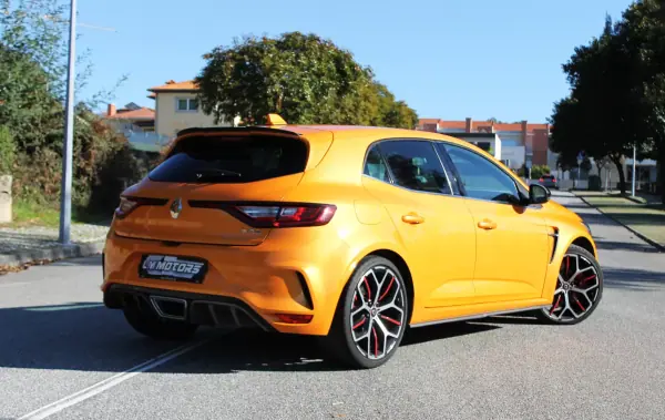 Renault Mégane 2019 - 43990 EUR, 42000 km - AUTO.MOTO.pt - 42000km - foto 7 de 41