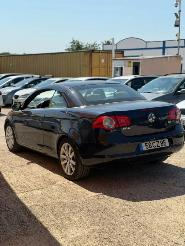 Volkswagen EOS 2007 - 9990 EUR, 148700 km - AUTO.MOTO.pt - 148700km - foto 6 de 14