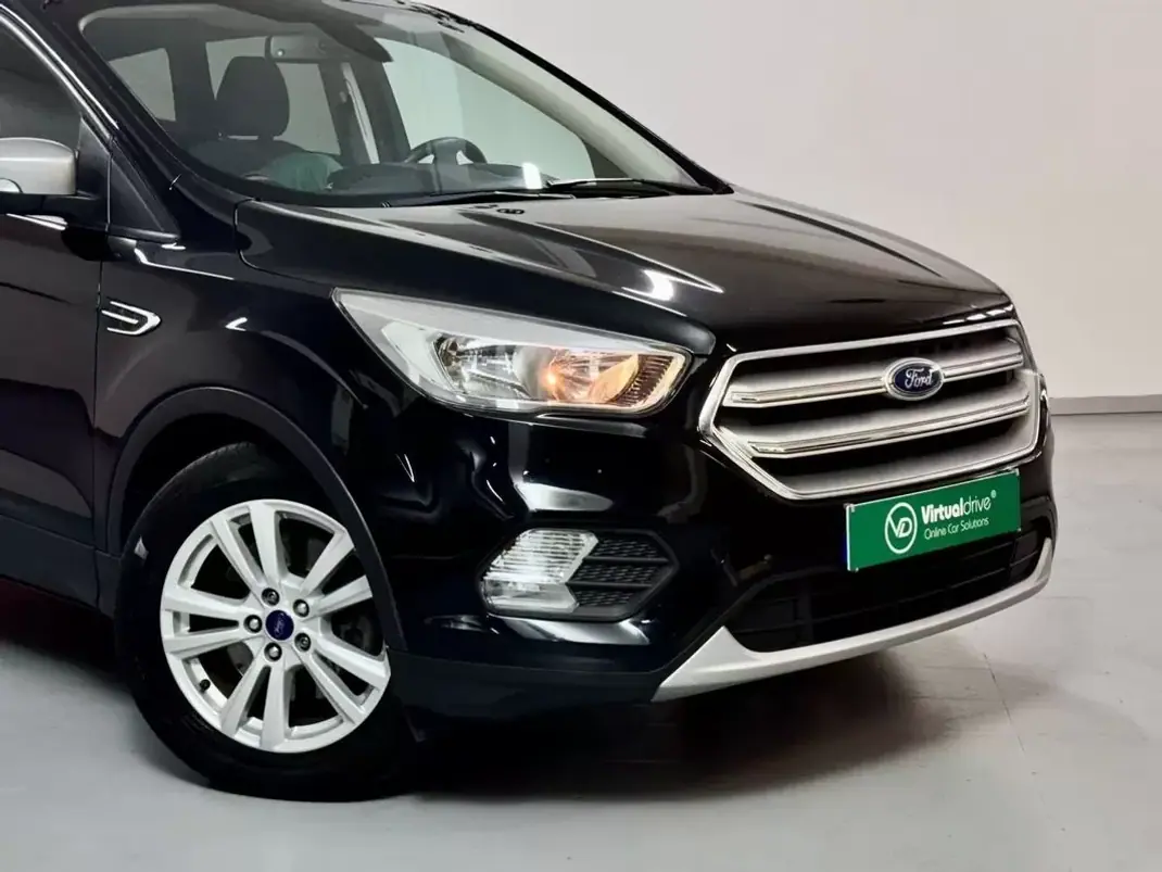 Ford Kuga 2017 - 11750 EUR, 111000 km - 111000km - foto 4 de 55