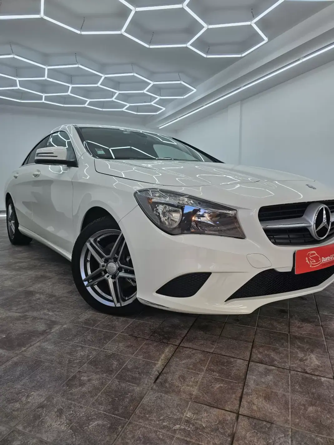 Mercedes-Benz CLA 180 2015 - 14000 EUR, 205367 km - 205367km - foto 39 de 51