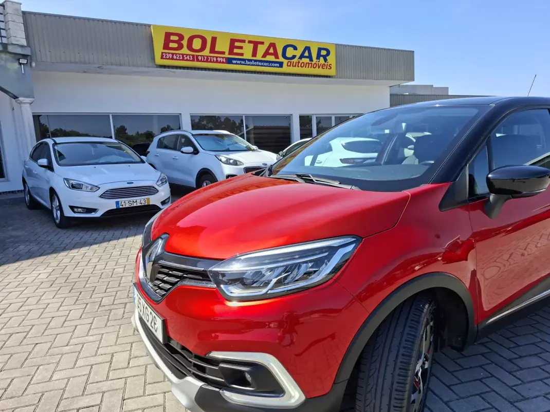 Renault Captur 2019 - 13350 EUR, 79800 km - AUTO.MOTO.pt - 79800km - foto 10 de 27