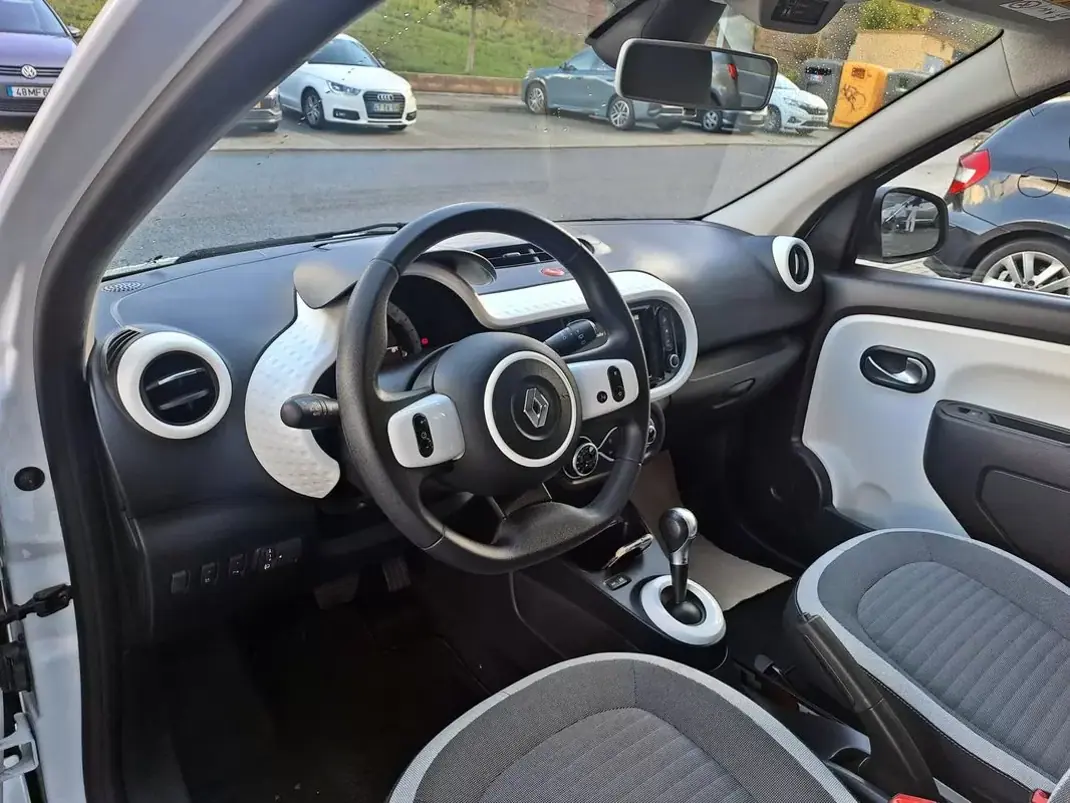 Renault Twingo 2022 - 13990 EUR, 30000 km - AUTO.MOTO.pt - 30000km - foto 11 de 24