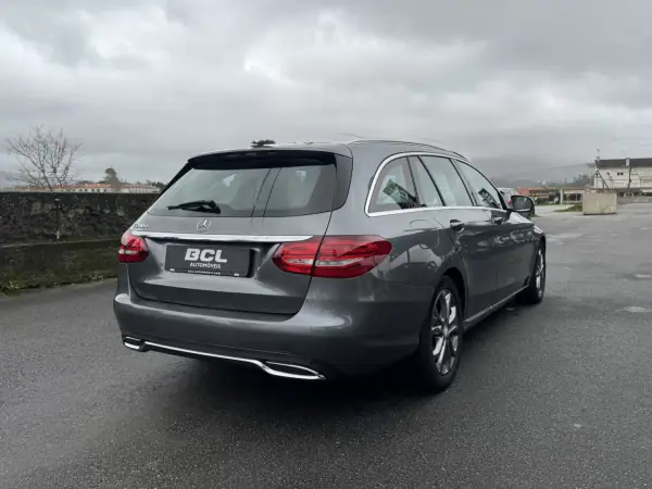 Mercedes-Benz C 200 2016 - 18990 EUR, 156000 km - AUTO.MOTO.pt - 156000km - foto 7 de 28