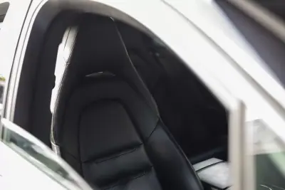 Porsche Panamera 2019 - 61900 EUR, 108300 km - 108300km - foto 28 de 46