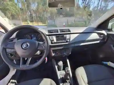 Skoda FABIA COMBI 2016 — foto 4 de 6