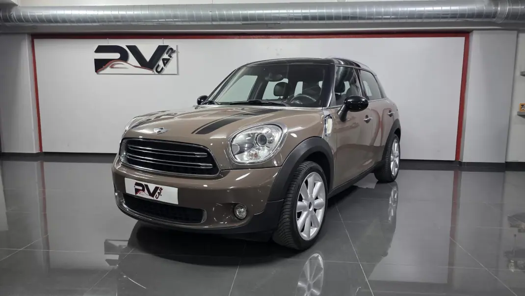 MINI Countryman 2014 - 11990 EUR, 164000 km - AUTO.MOTO.pt - 164000km - foto 1 de 45