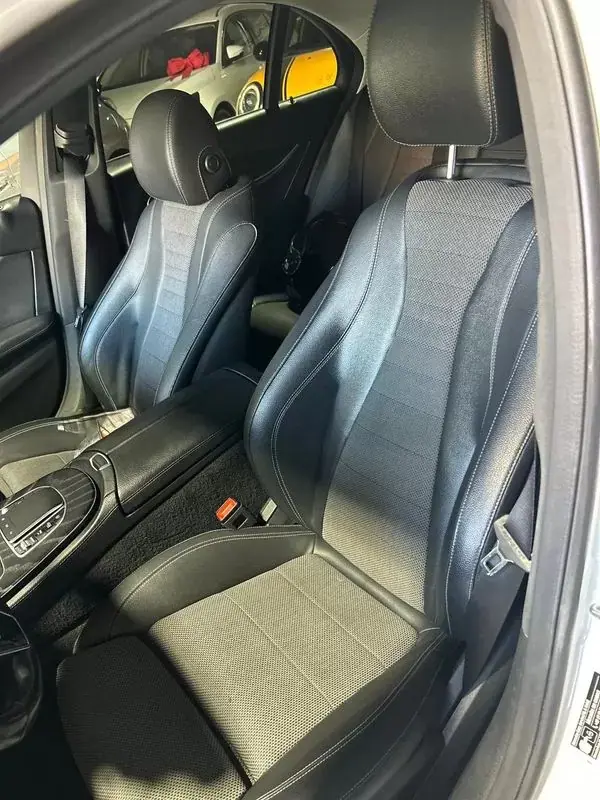Mercedes-Benz E 200 2021 - 32000 EUR, 160340 km - AUTO.MOTO.pt - 160340km - foto 14 de 49