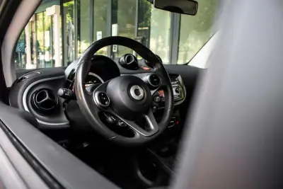 Smart ForTwo Coupé 2019 - 12900 EUR, 70638 km - AUTO.MOTO.pt - 70638km - foto 28 de 28