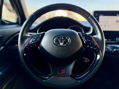 Toyota C-HR 2020 - 23950 EUR, 78000 km - AUTO.MOTO.pt - 78000km - foto 19 de 26