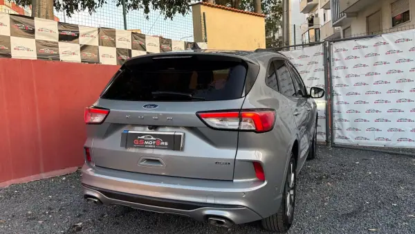 Ford Kuga 2022 - 23900 EUR, 98500 km - AUTO.MOTO.pt - 98500km - foto 5 de 12