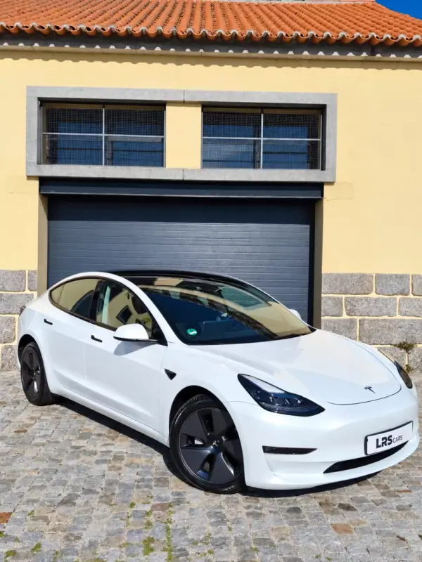 Tesla Model 3 Long Range Tração Integral Premium 2023 Electric
