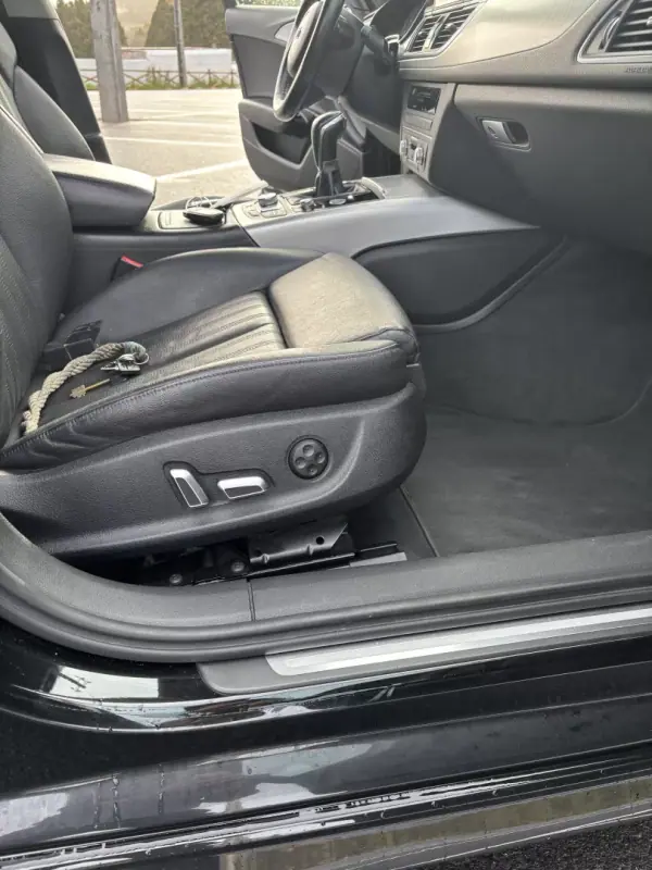 Audi A6 Avant 2017 - 18000 EUR, 258000 km - AUTO.MOTO.pt - 258000km - foto 17 de 18