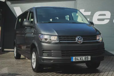 Volkswagen Transporter 2019 - 26950 EUR, 201710 km - AUTO.MOTO.pt - 201710km - foto 3 de 25