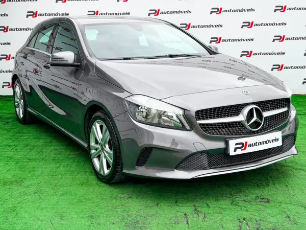 Mercedes-Benz A 180 2018 - 17990 EUR, 105300 km - AUTO.MOTO.pt - 105300km - foto 4 de 20