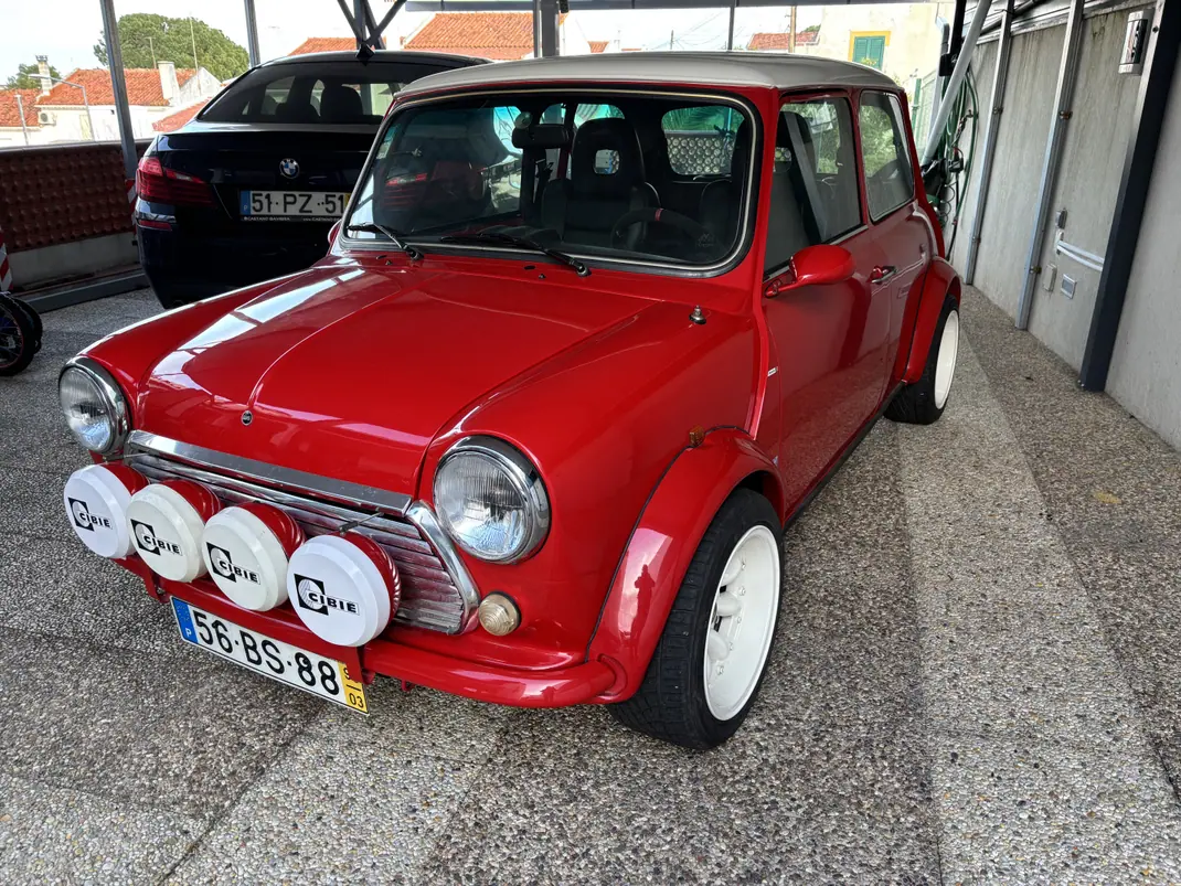 MINI Cooper 1996 - 20 EUR, 75000 km - AUTO.MOTO.pt - 75000km - foto 1 de 6