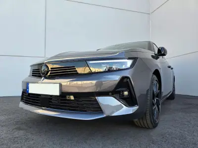 Opel Astra 2023 - 19900 EUR, 16940 km - AUTO.MOTO.pt - 16940km - foto 2 de 39