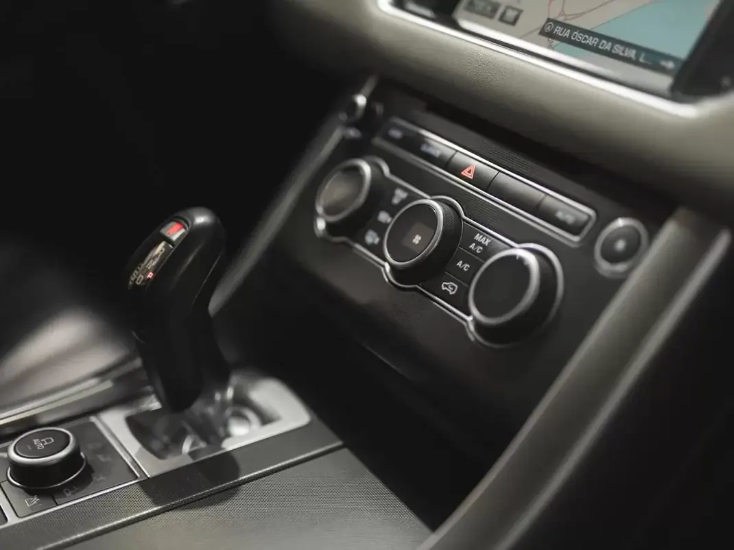 Land Rover Range Rover Sport 2015 - 34990 EUR, 206000 km - AUTO.MOTO.pt - 206000km - foto 21 de 24