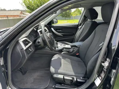 BMW 318 2015 - 14900 EUR, 173000 km - AUTO.MOTO.pt - 173000km - foto 32 de 62