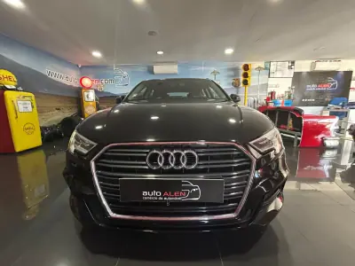 Audi A3 Sportback 2019 - 17950 EUR, 179954 km - 179954km - foto 2 de 22