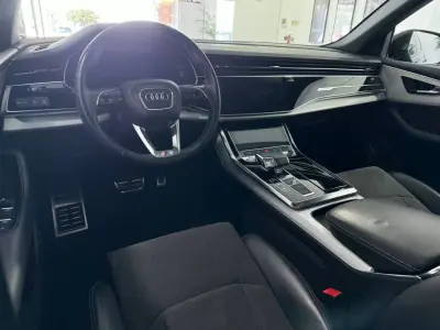 Audi Q8 2019 - 60000 EUR, 180000 km - AUTO.MOTO.pt - 180000km - foto 14 de 36