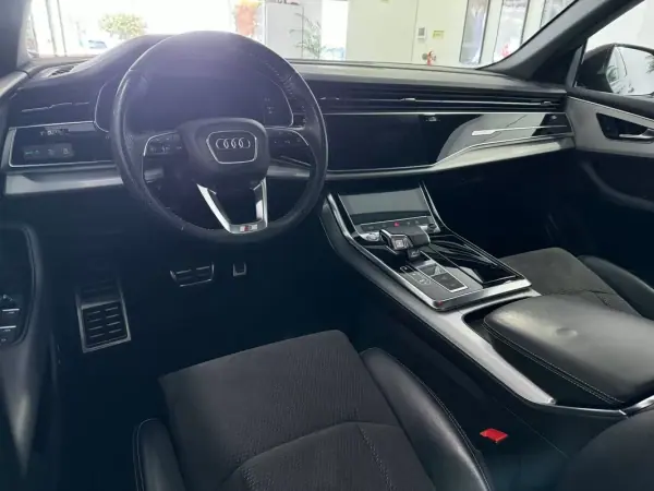 Audi Q8 2019 - 60000 EUR, 180000 km - AUTO.MOTO.pt - 180000km - foto 14 de 36