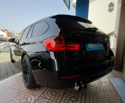 BMW 318 2013 - 15950 EUR, 229000 km - AUTO.MOTO.pt - 229000km - foto 8 de 27
