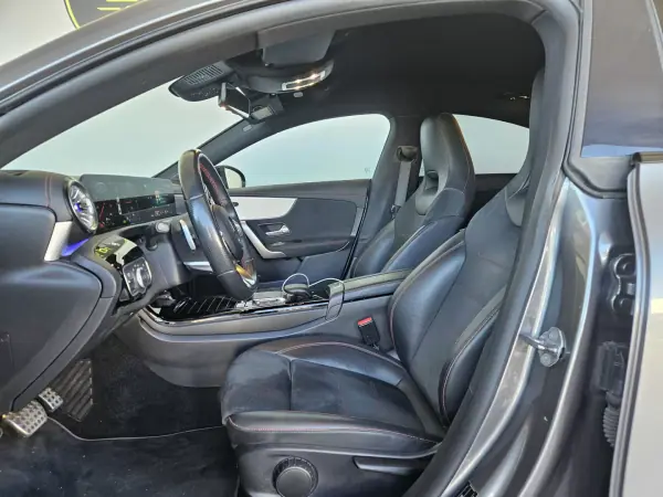 Mercedes-Benz CLA 250 2021 - 28990 EUR, 156000 km - AUTO.MOTO.pt - 156000km - foto 4 de 10