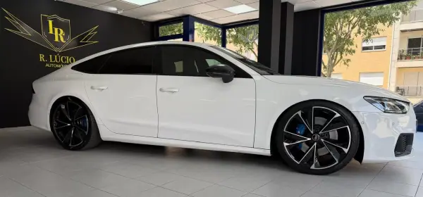 Audi A7 Sportback 2020 - 43500 EUR, 131602 km - AUTO.MOTO.pt - 131602km - foto 11 de 35