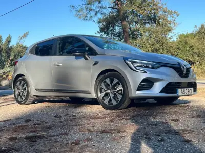 Renault Clio 2022 - 15750 EUR, 120180 km - 120180km - foto 27 de 46