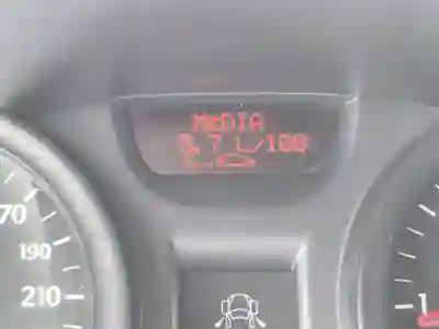 Renault Mégane 2003 - 2000 EUR, 231329 km - 231329km - foto 8 de 15