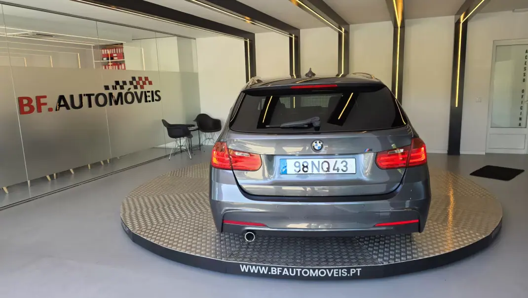BMW 318 2013 - 18900 EUR, 160296 km - AUTO.MOTO.pt - 160296km - foto 17 de 59