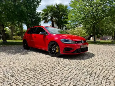 Volkswagen Golf 2019 - 32990 EUR, 72300 km - AUTO.MOTO.pt - 72300km - foto 13 de 40