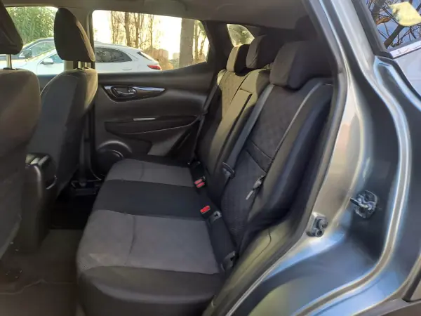 Nissan Qashqai 2014 - 12950 EUR, 150000 km - AUTO.MOTO.pt - 150000km - foto 19 de 25
