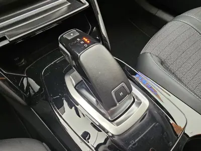 Peugeot 2008 2021 - 16500 EUR, 169015 km - AUTO.MOTO.pt - 169015km - foto 14 de 22