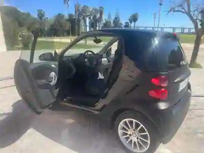 Smart ForTwo Coupé 2011 - 6750 EUR, 93999 km - AUTO.MOTO.pt - 93999km - foto 2 de 15