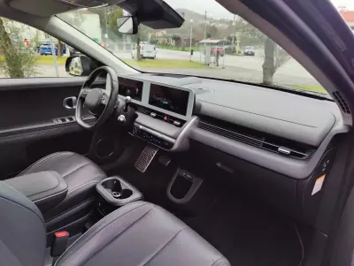 Hyundai Ioniq 5 2022 - 26990 EUR, 97082 km - AUTO.MOTO.pt - 97082km - foto 8 de 11