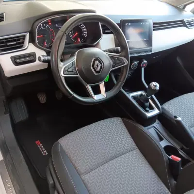Renault Clio 2021 - 13900 EUR, 92481 km - 92481km - foto 11 de 21