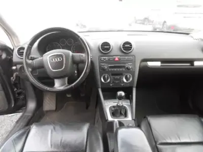 Audi A3 2006 - 9500 EUR, 253000 km - AUTO.MOTO.pt - 253000km - foto 9 de 11