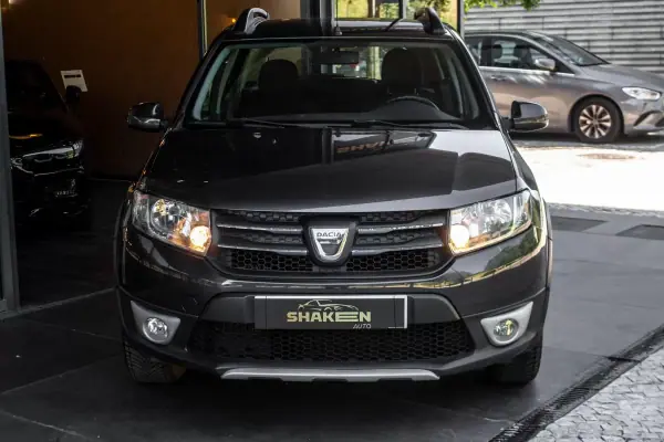 Dacia Sandero 2018 - 9750 EUR, 160273 km - AUTO.MOTO.pt - 160273km - foto 7 de 30