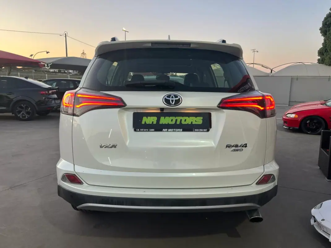 Toyota RAV4 2019 - 29990 EUR, 53500 km - AUTO.MOTO.pt - 53500km - foto 7 de 16