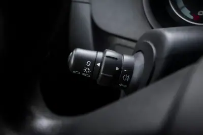 Renault Kangoo E-Tech 2020 - 9990 EUR, 57785 km - AUTO.MOTO.pt - 57785km - foto 16 de 28